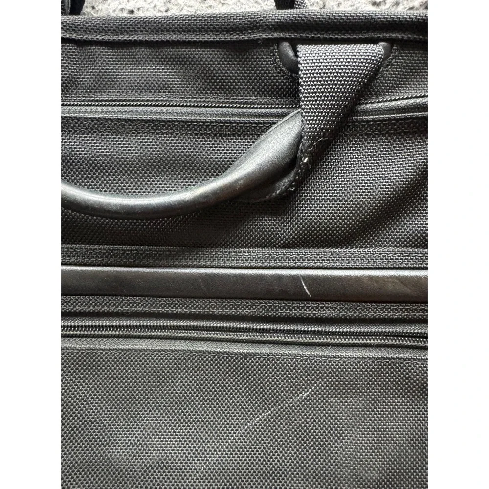 Tumi Nylon Laptop Briefcase Crossbody Messenger‎ Bag Black 26101D4